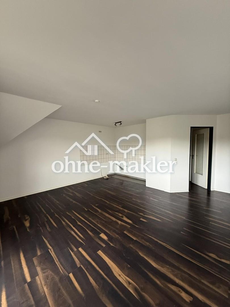 Maisonette-Charme unterm Dach – ruhige Lage in Grevenbroich - Photo 1