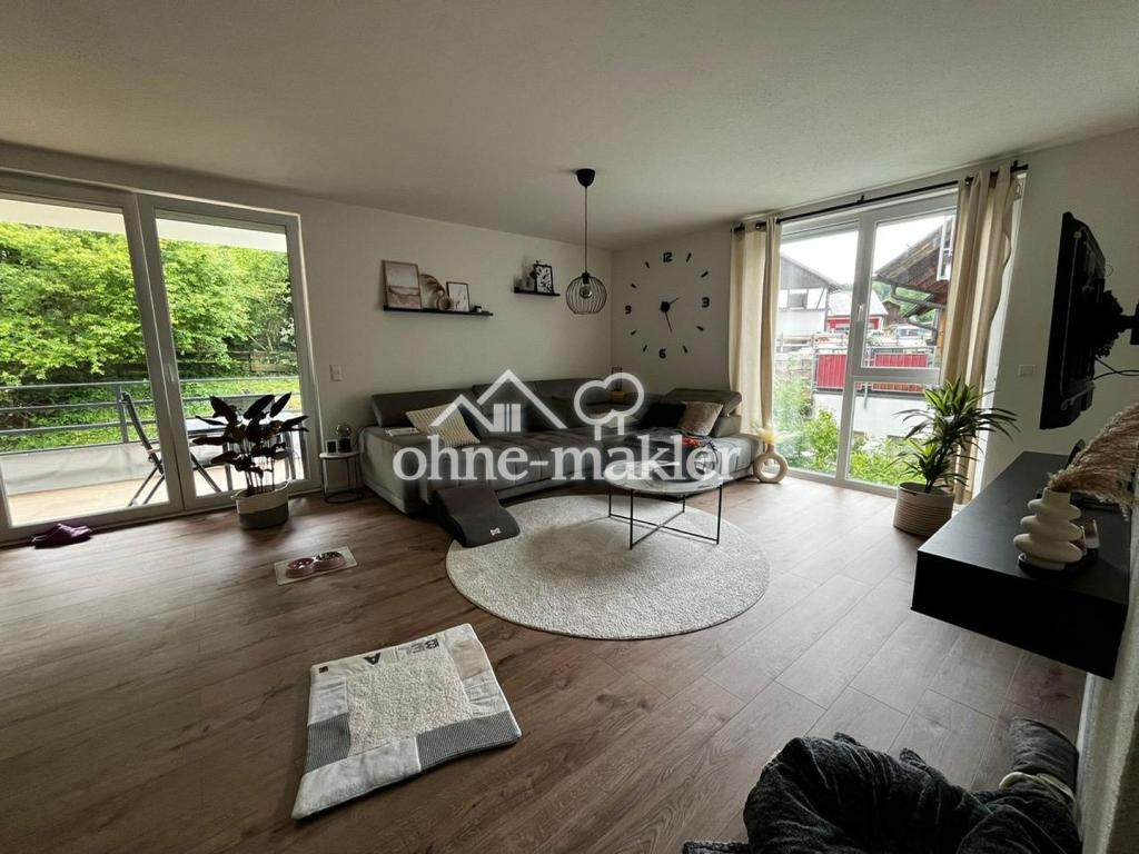 Modern & energieeffizient: 4 Zimmer mit großem Balkon und Blick ins Grüne - Foto 1