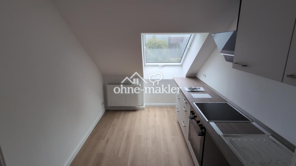 Helle 2-Zimmer-Wohnung (DG, ca. 70m², Erstbezug!) - Photo 2