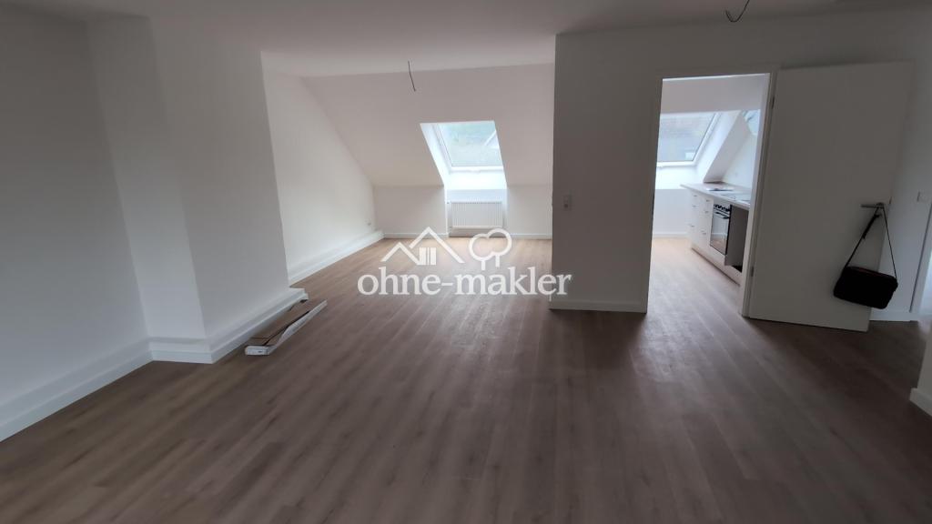 Helle 2-Zimmer-Wohnung (DG, ca. 70m², Erstbezug!) - Foto 2