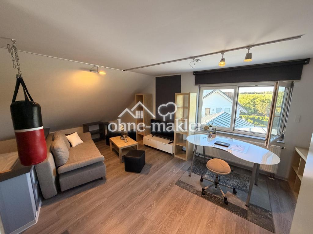 Dachgeschoss Appartment in ruhiger Randlage mit Stellplatz vor dem Haus - optional möbliert - - Foto 3