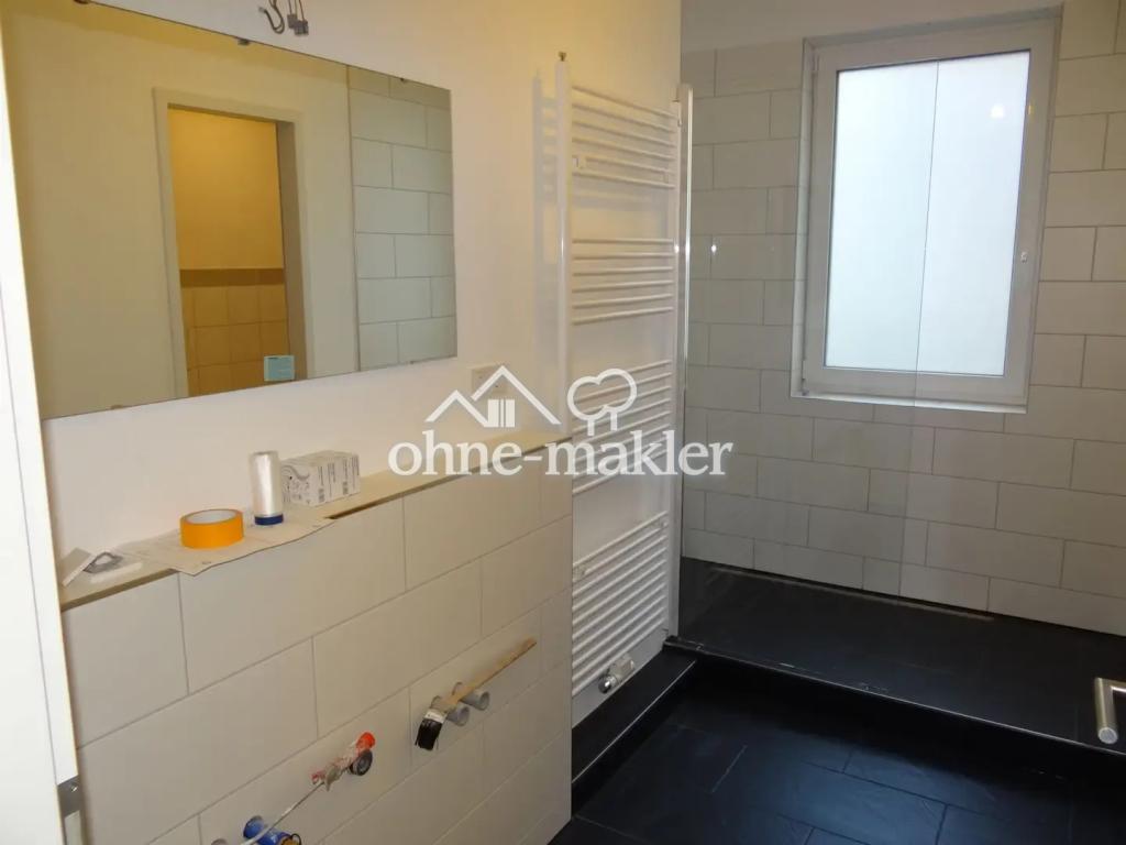 Schöne 4-Zimmer Wohnung mit großer Terrasse in der Stadt Hadamar - Photo 3