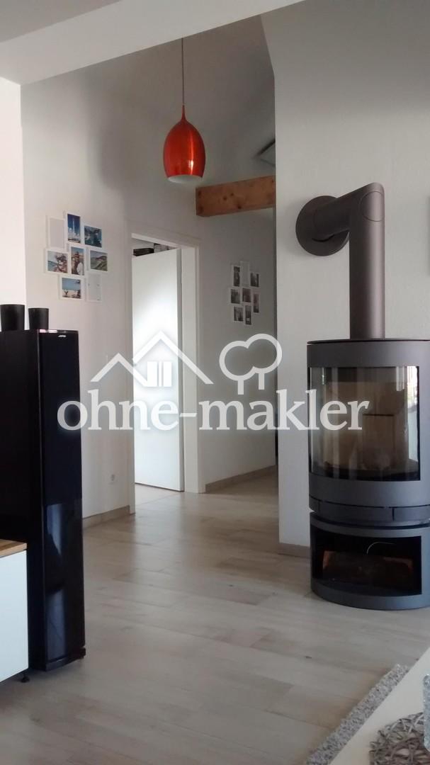Moderne 3-Zimmer-Dachgeschosswohnung mit Schwedenofen, Balkon & hochwertiger Ausstattung - Foto 1