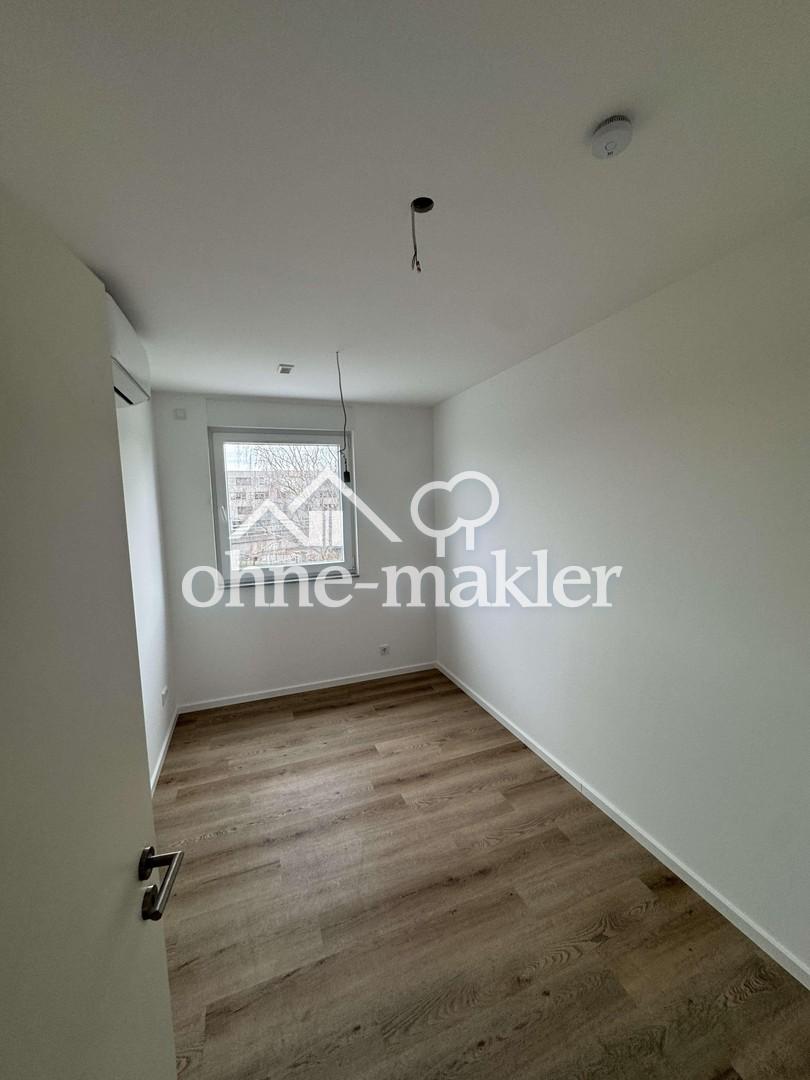 NEUBAU - ERSTBEZUG - 3-Zimmer-Wohnung mit Balkon, Einbauküche und Stellplatz in Köln Niehl - Foto 1