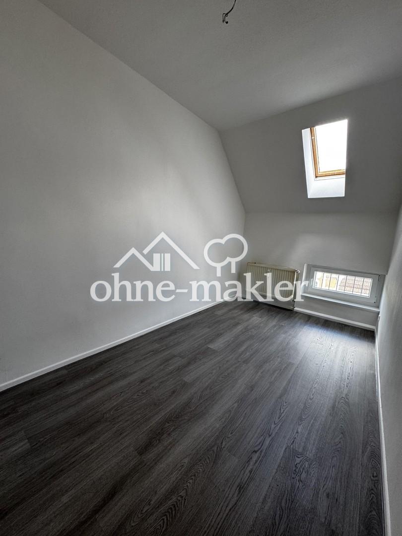 Über den Dächern von Bochum - Charmante kleine Dachgeschosswohnung - Foto 4