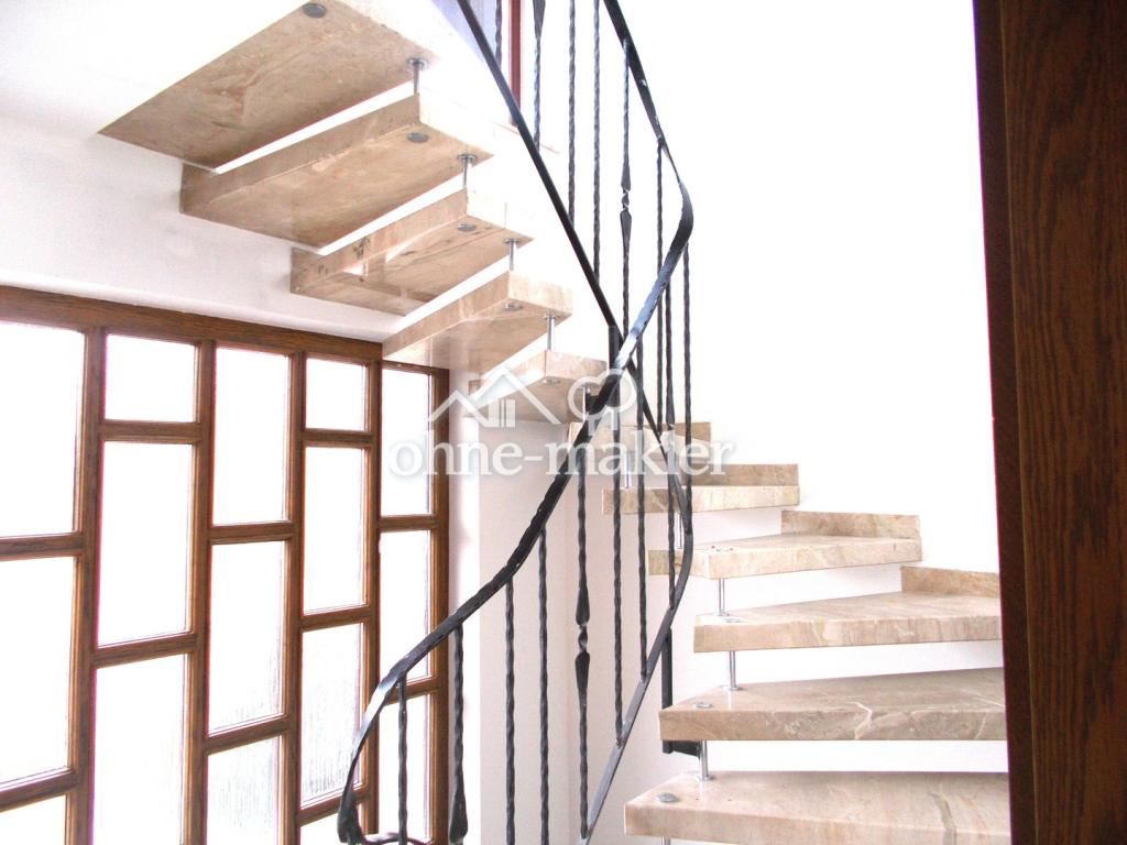 Komfortable 4-Zi-Terrassen-Wohnung in Traumlage von Langenselbold zu vermieten - Photo 3