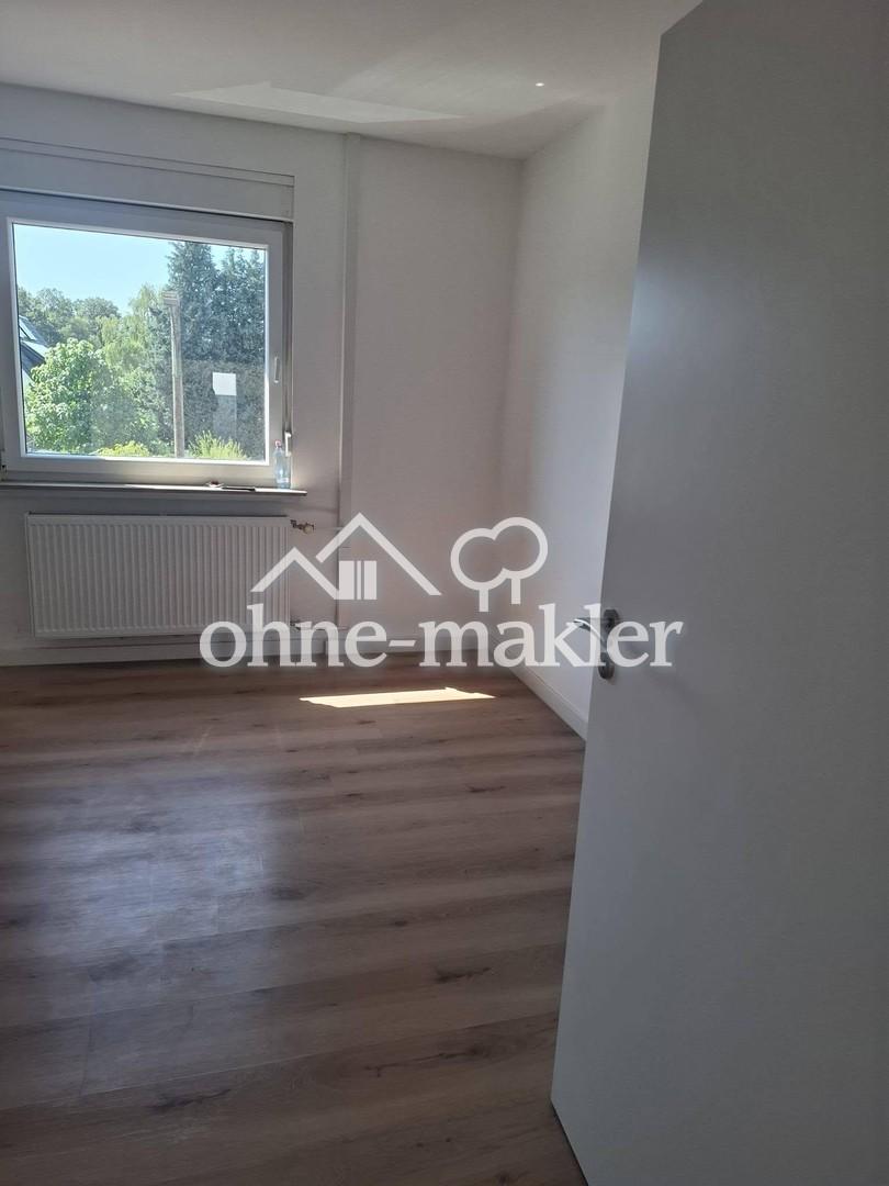 Maisonette-Wohnung, 5ZK2B, Balkon+Dachterrasse, ruhige Wohnlage in Bielefeld-Senne - Photo 4