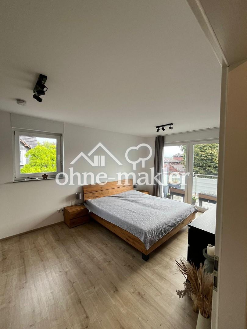Zentrale 4 Zimmer-Wohnung mit zwei Balkonen im Niedrigenergiehaus - Foto 5