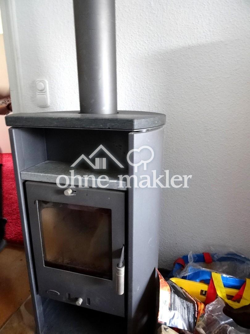 4 Zi-Whg. über 2 Ebenen mit großem Garten, Holzofen möglich in Zweifamilienhaus - Foto 2