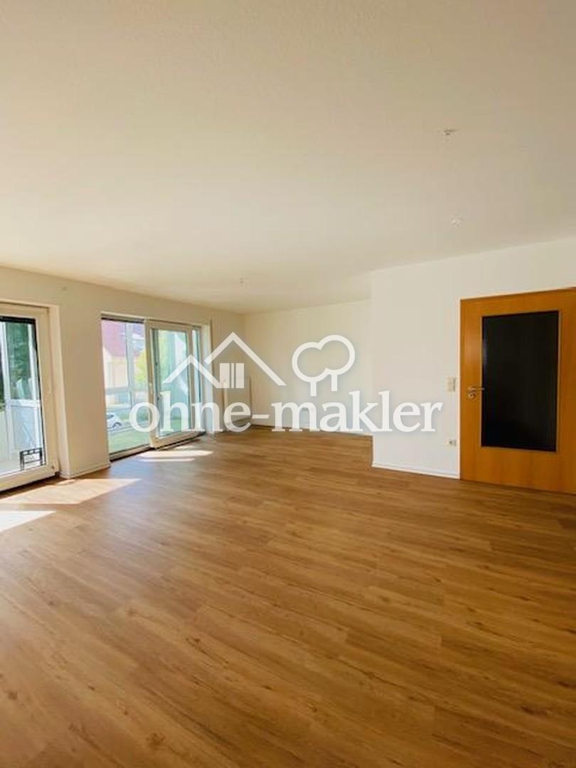 Helle 3 Zimmerwohnung mit Balkon,Wintergarten und Tiefgaragenstellplatz - Photo 1