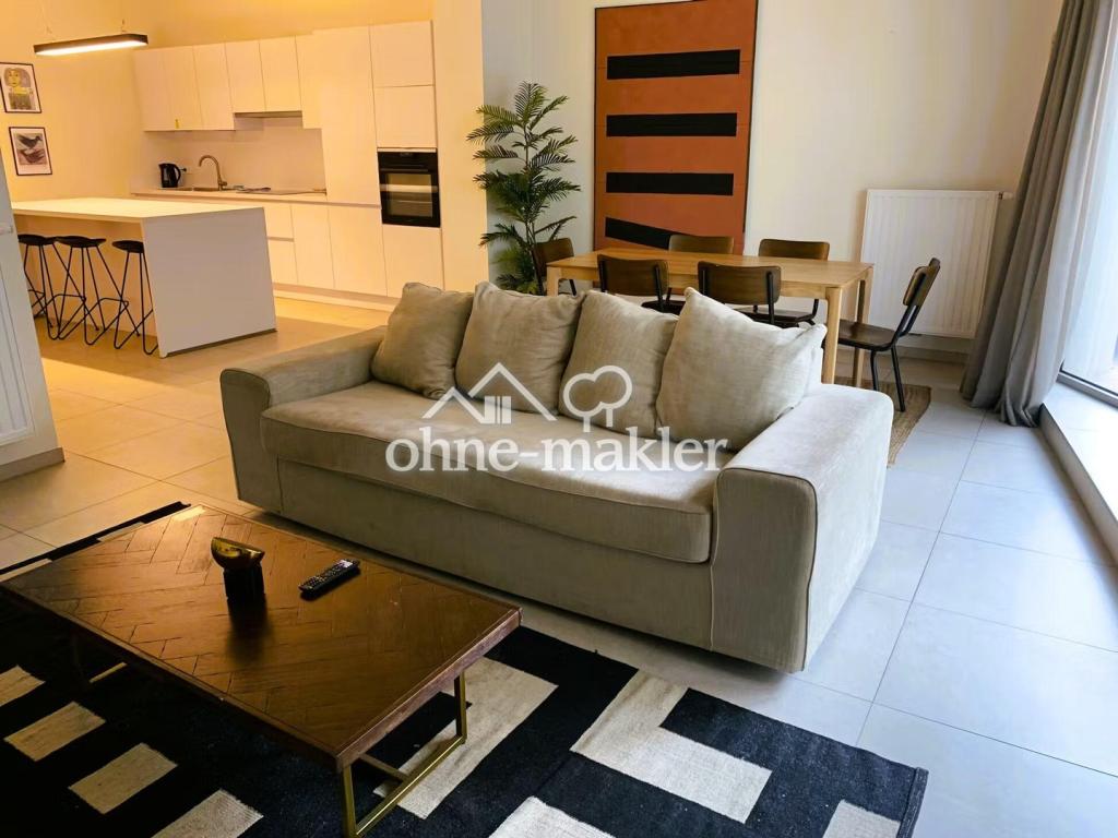 Vollmöblierte Wohnung: 2 Zimmer plus Wohnzimmer - Photo 2