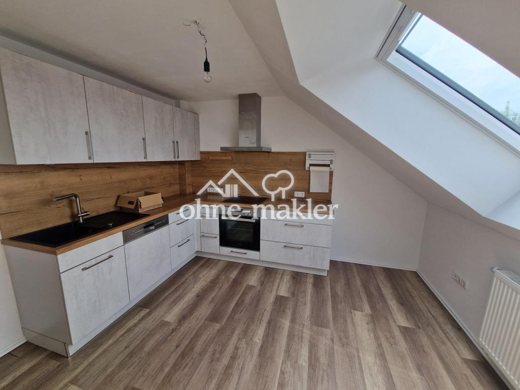 Dachgeschosswohnung mit Südbalkon - Photo 2