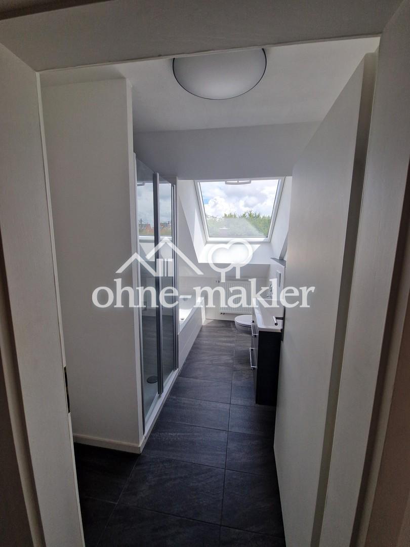Dachgeschosswohnung mit Südbalkon - Photo 4