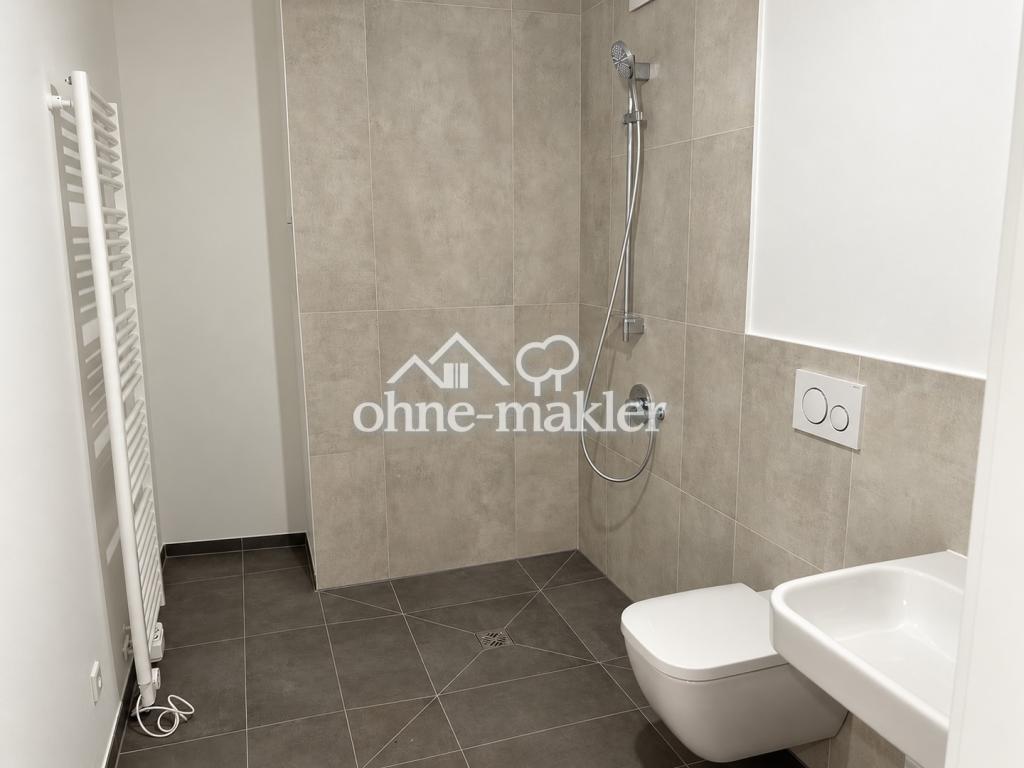 Erstbezug in Prenzlauer Berg: Helle 3 Zimmer mit Balkon, Einbauküche und Aufzug, Barrierefrei - Foto 5