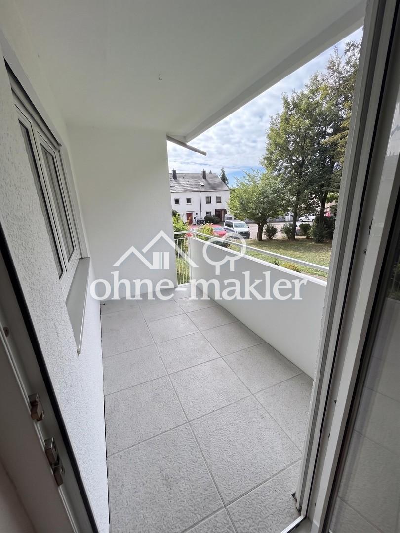Kernsaniere 3 Zimmer Wohnung mit Küche und sonnigem Balkon - Photo 4