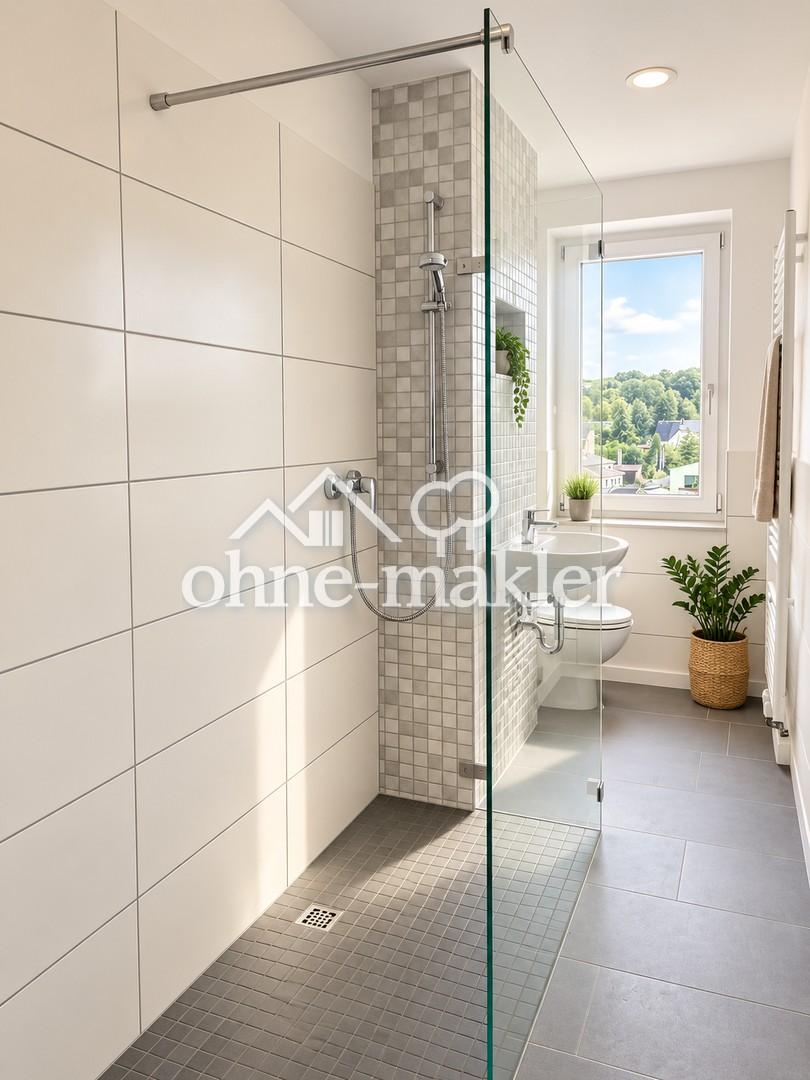 Wohnen mit LIFT San. 2-Zi-Wohnung mit großem Balkon/moderner Dusche/EBK/barrierefreier Zugang - Photo 1