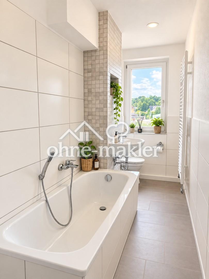 Top sanierte 2-Zimmer-Wohnung mit großem Balkon & tollem Ausblick in Thum - Photo 1