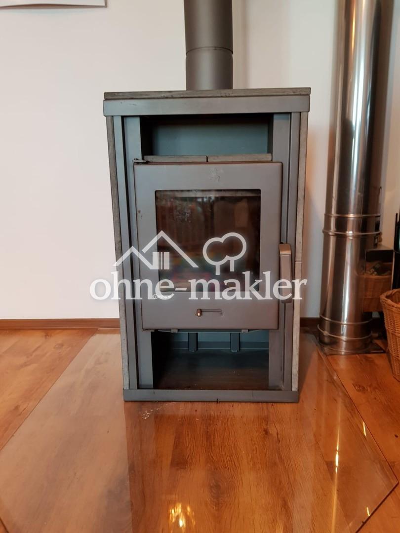 DG Wohnung mit großer Terrasse und Kamin!!! - Foto 1
