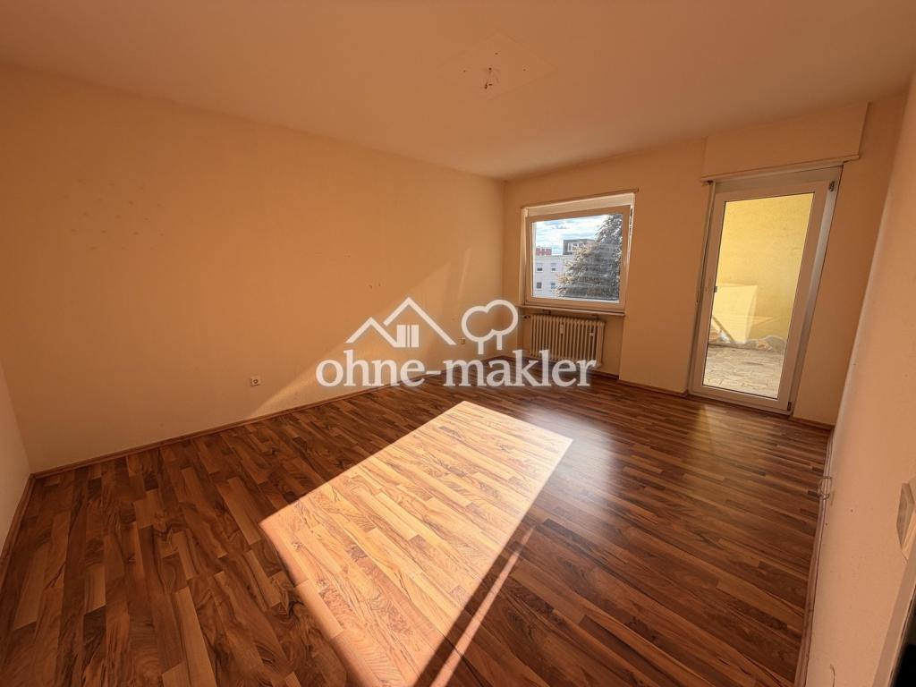 Renovierte, zentral und ruhig gelegene 2 Zimmer Wohnung im obersten Stockwerk - Foto 1