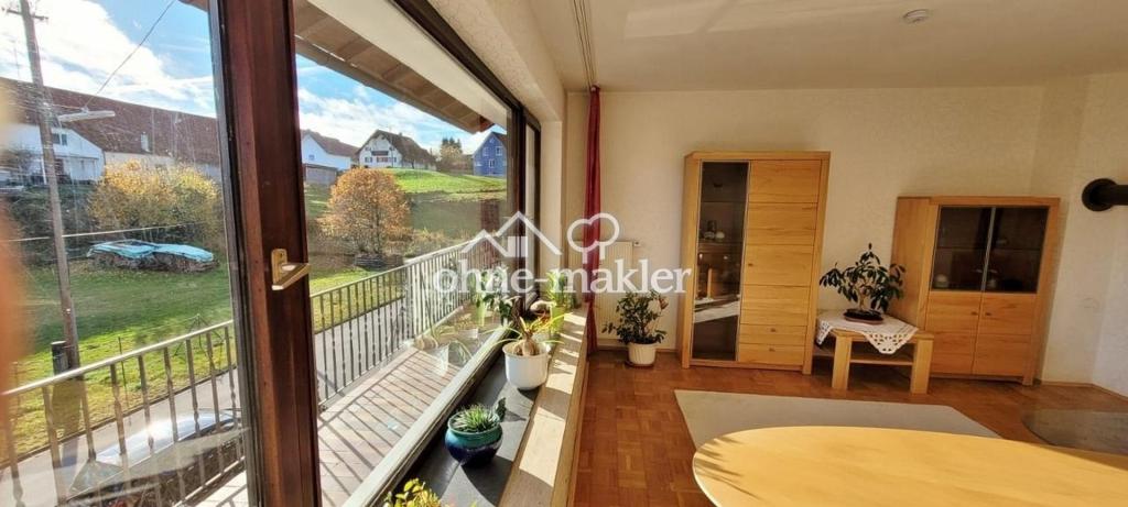 Sonnige 4 ZKB Wohnung mit Südbalkon, Einzelgarage und 250qm Garten in Siegertshofen Fischach - Foto 2