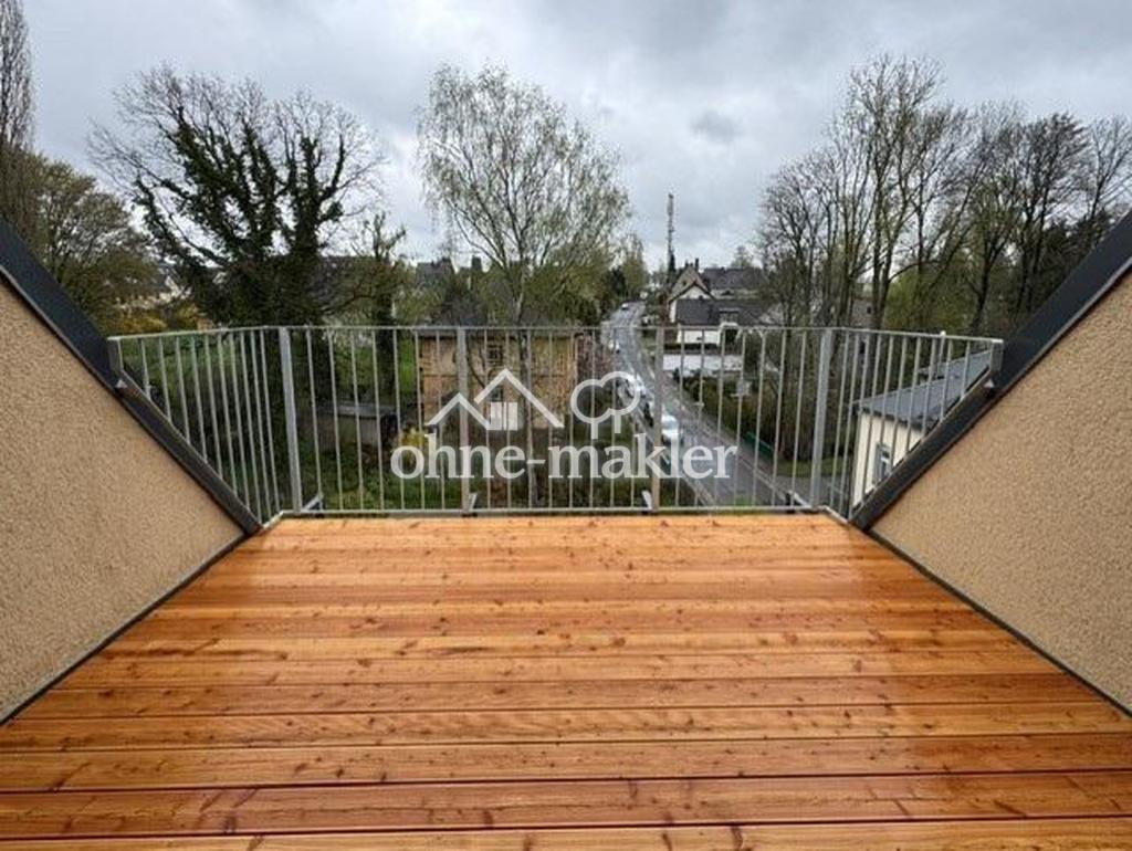 5-Zi-DG-Wohntraum mit Süddachterrasse, Kaminanschluss nähe Tierpark und Rabensteiner Wald - Photo 4