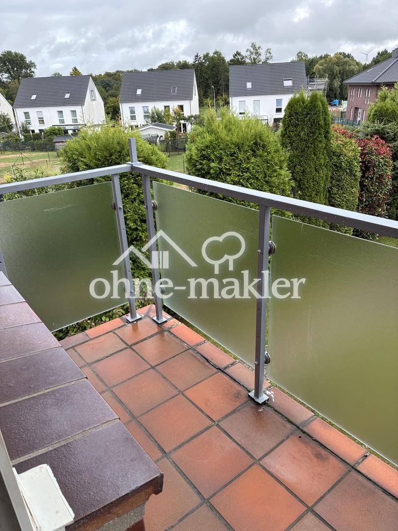 Schöne, renovierte 2 Zimmer- Wohnung mit Balkon - Photo 3