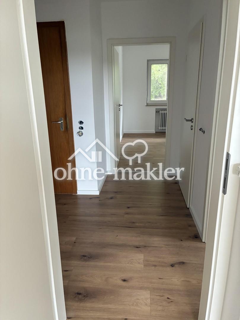 Schöne, renovierte 2 Zimmer- Wohnung mit Balkon - Photo 4