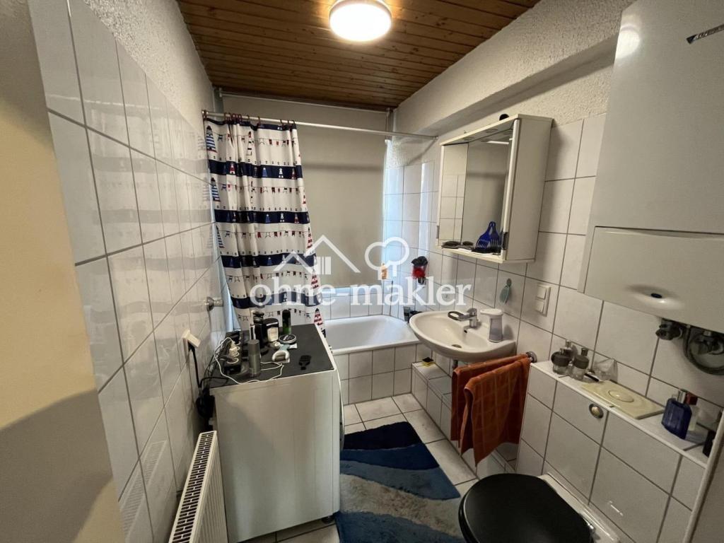 Gepflegte 2-Zimmer-Dachgeschosswohnung mit Loggia und Garage in Herten - Photo 4