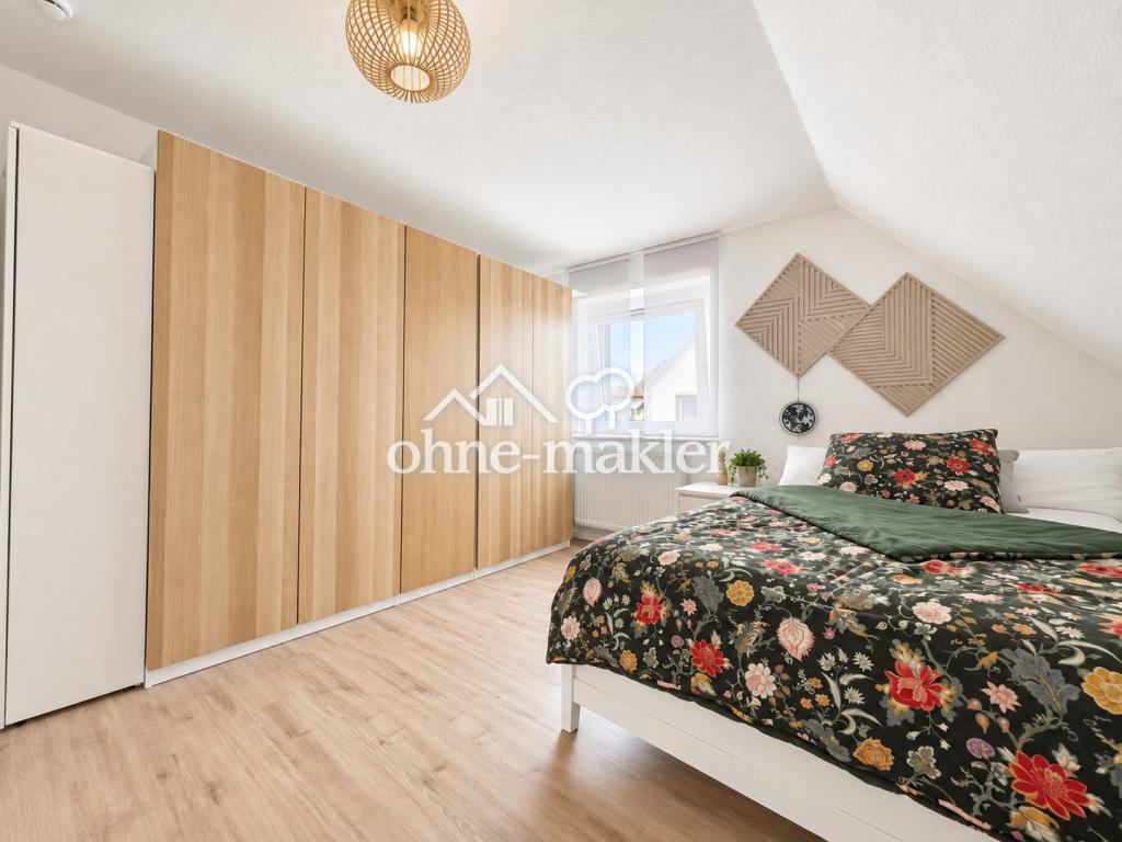 schöne 2 Zimmer DG-Wohnung, frei ab 01.12. - Foto 4
