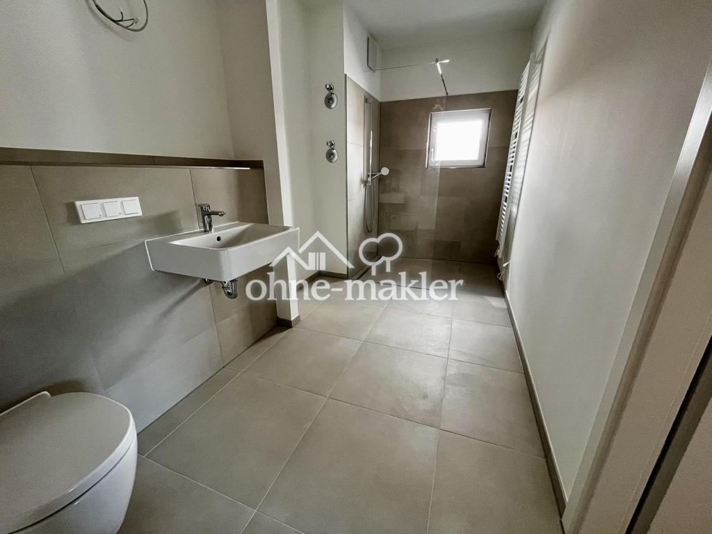 Erstbezug in Frechen: Moderne 3-Zimmer-Wohnung mit Garten und hochwertiger Ausstattung - Photo 3
