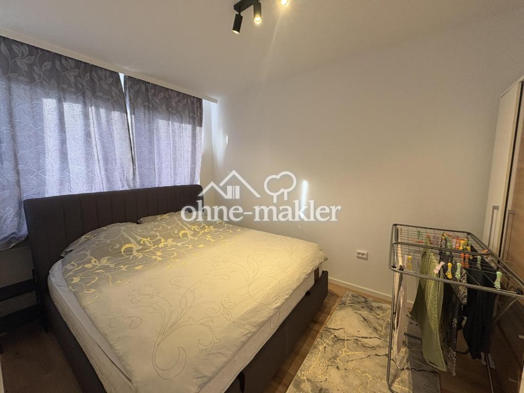 Zweitbezug nach Renovierung / 2-Zimmer Wohnung mit Einbauküche in zentraler Lage in Fürth - Photo 3