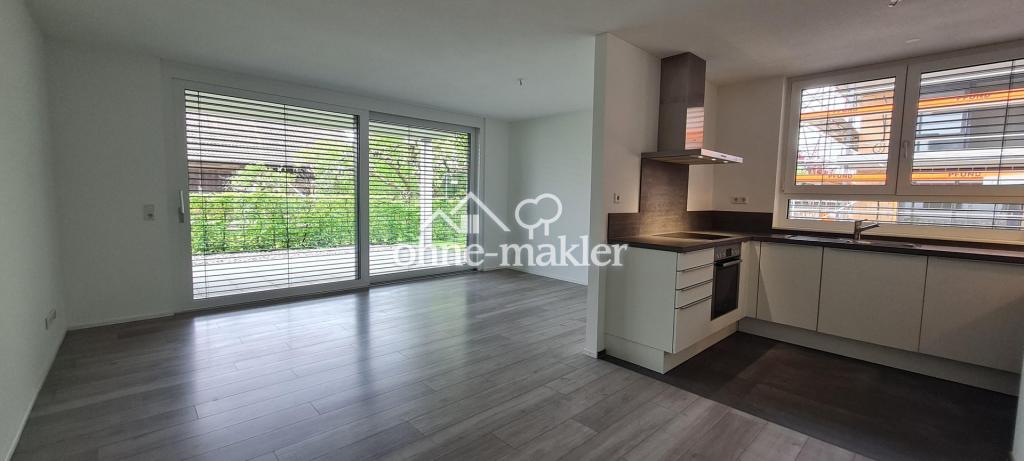 moderne 3,5 Zimmerwohnung 1.OG mit Lift, EBK und überdachtem Balkon - Photo 1