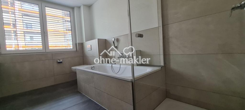 moderne 3,5 Zimmerwohnung 1.OG mit Lift, EBK und überdachtem Balkon - Photo 5