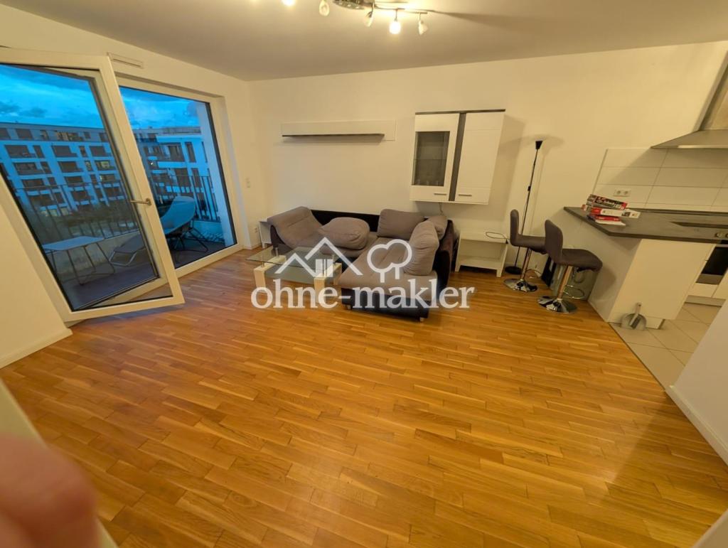 Wohnen an der Spree: Möblierte 2-Zimmer-Wohnung (Bj. 2015) ab 1.10 mit EBK, Keller & all incl. - Photo 1