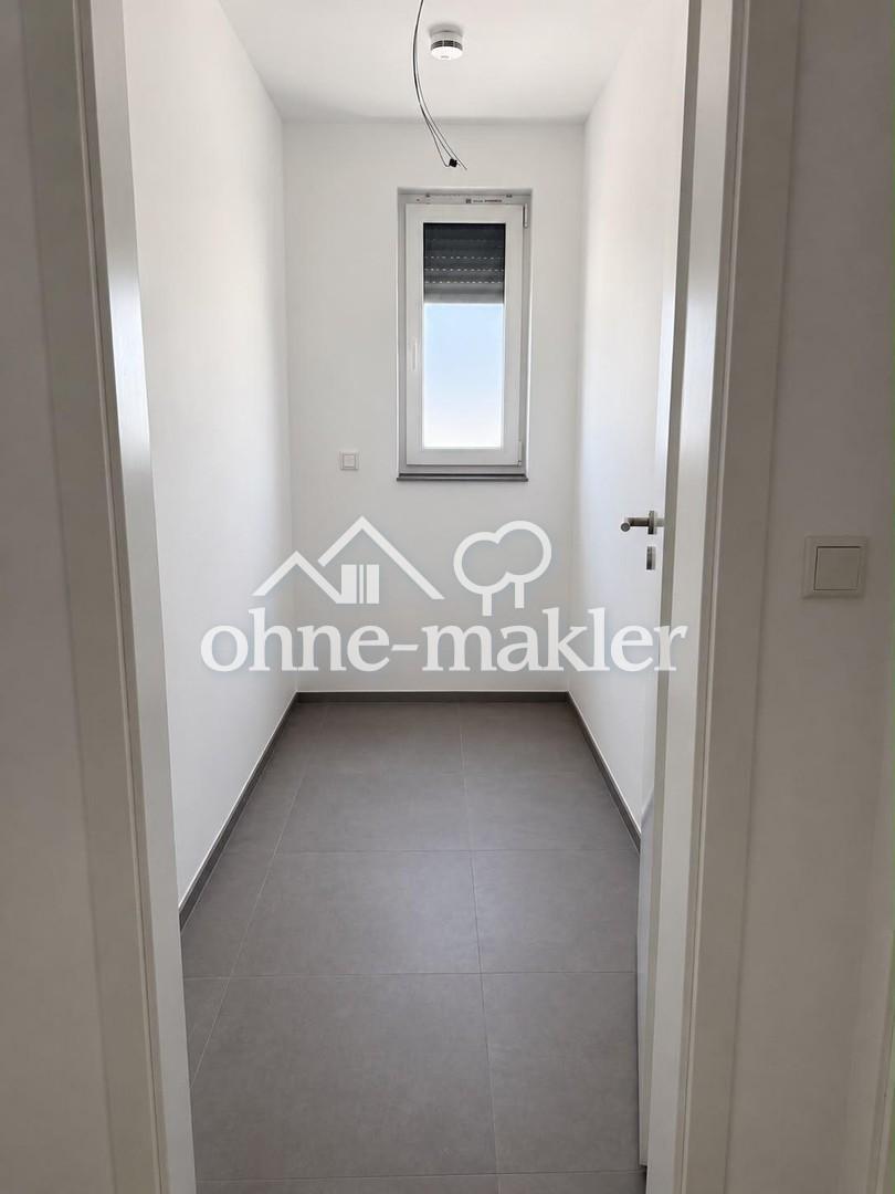 Erstbezug: Großzügige 3-Zimmer-Neubauwohnung mit Balkon & Tiefgaragenstellplatz - Foto 5