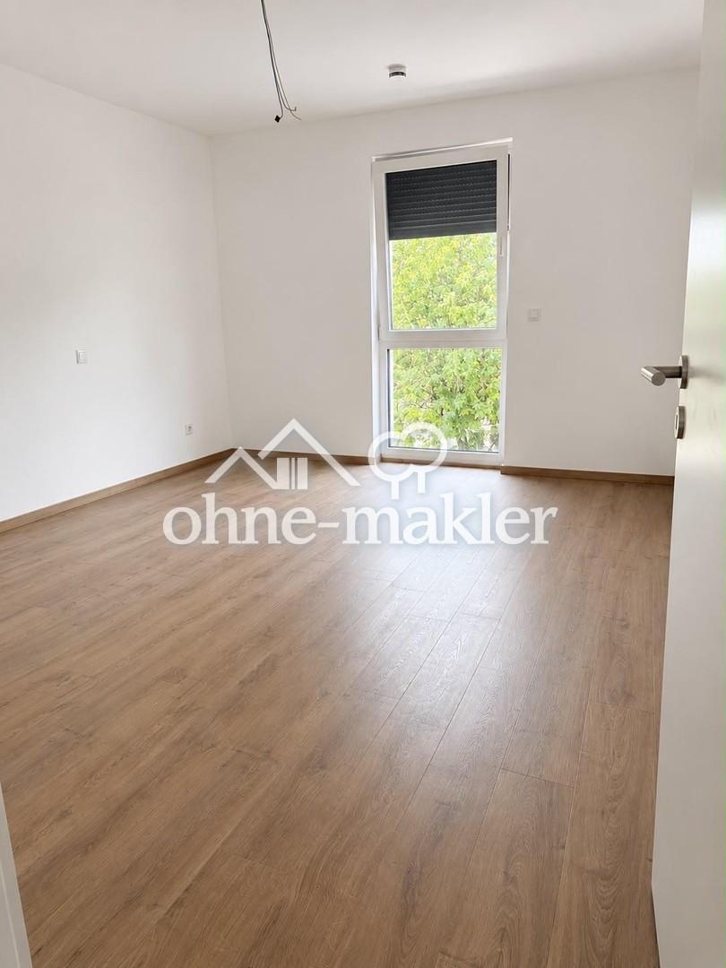 Erstbezug: Großzügige 3-Zimmer-Neubauwohnung mit Balkon & Tiefgaragenstellplatz - Photo 1