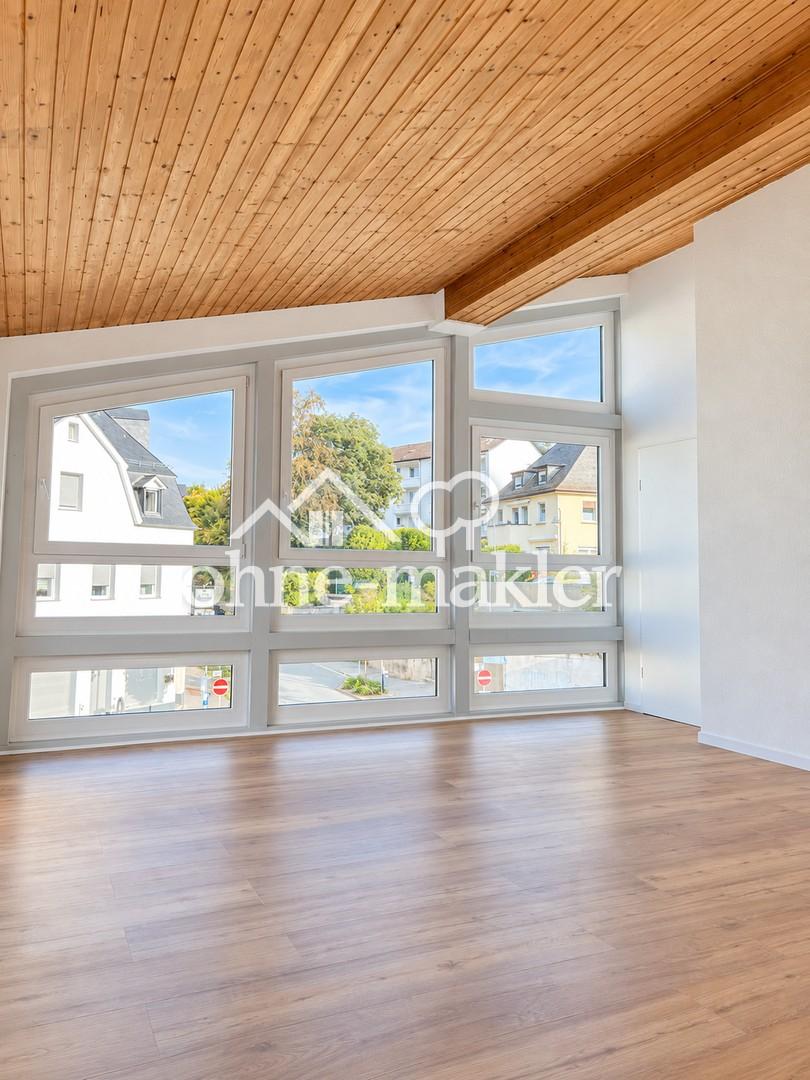 3 Zimmer, Balkon & Burgblick: hochwertig sanierte Wohnung in Königstein - Foto 1