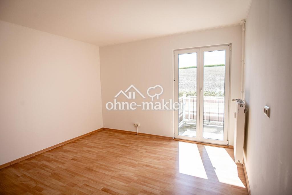 3 Zimmer - Erdgeschosswohnung mit Terrasse u. kleinem Gartenanteil in 93491 Stamsried zu vermieten - Foto 2