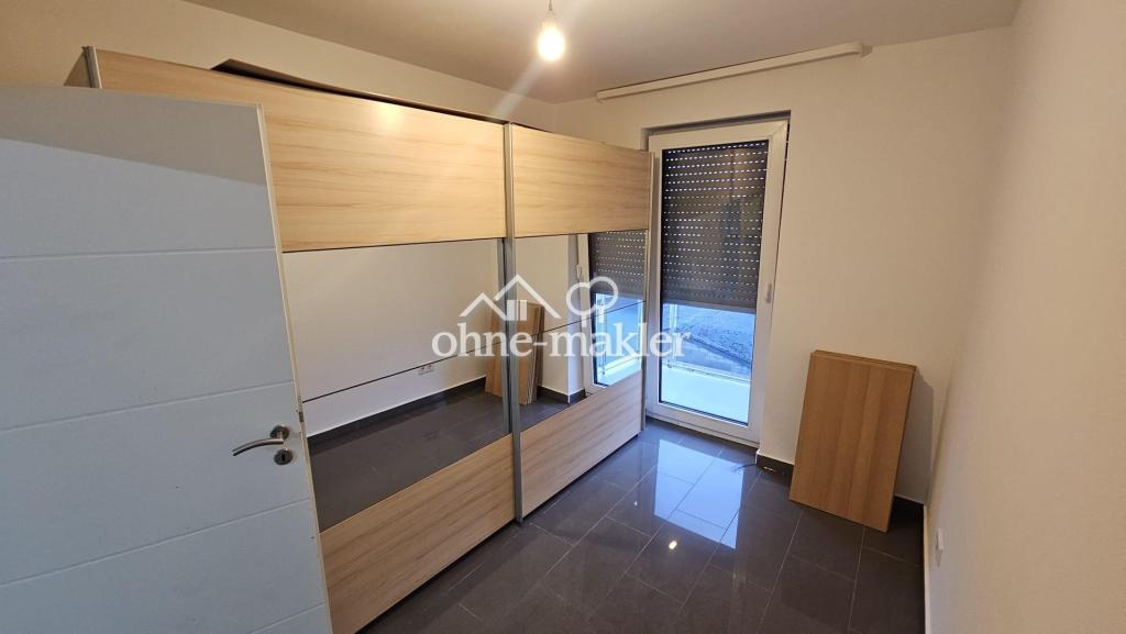 3,5-Zimmer-Wohnung in Bad Vilbel: Modernes Wohnen mit Dachboden - Foto 1