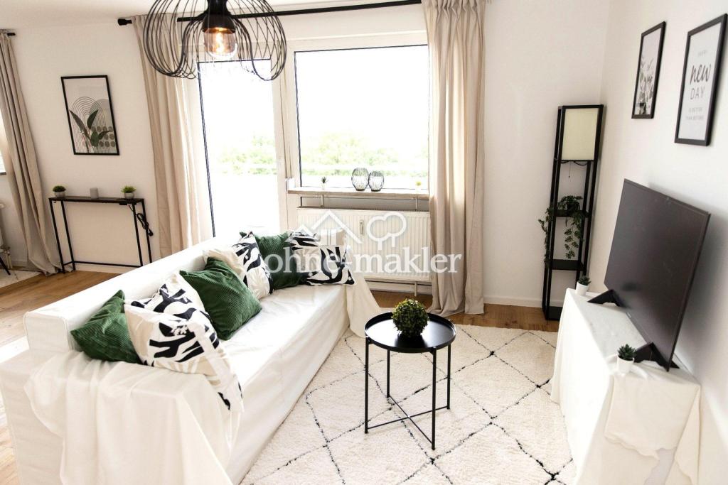 Exklusive, frisch renovierte 3-Zi-Whg mit neuer EBK, Balkon, Panoramablick und Hallenbad - Photo 3