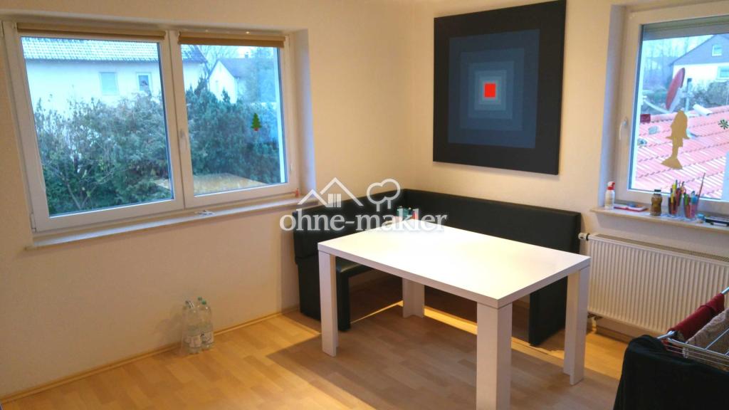 Wohnküche und Esszimmer