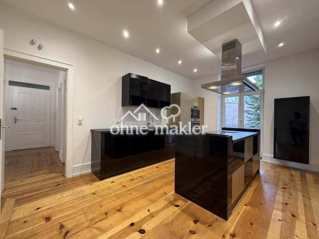 3,5-Zimmer-Altbauwohnung im Nordend mit Balkon, EBK und 3m hohen Decken - Foto 3