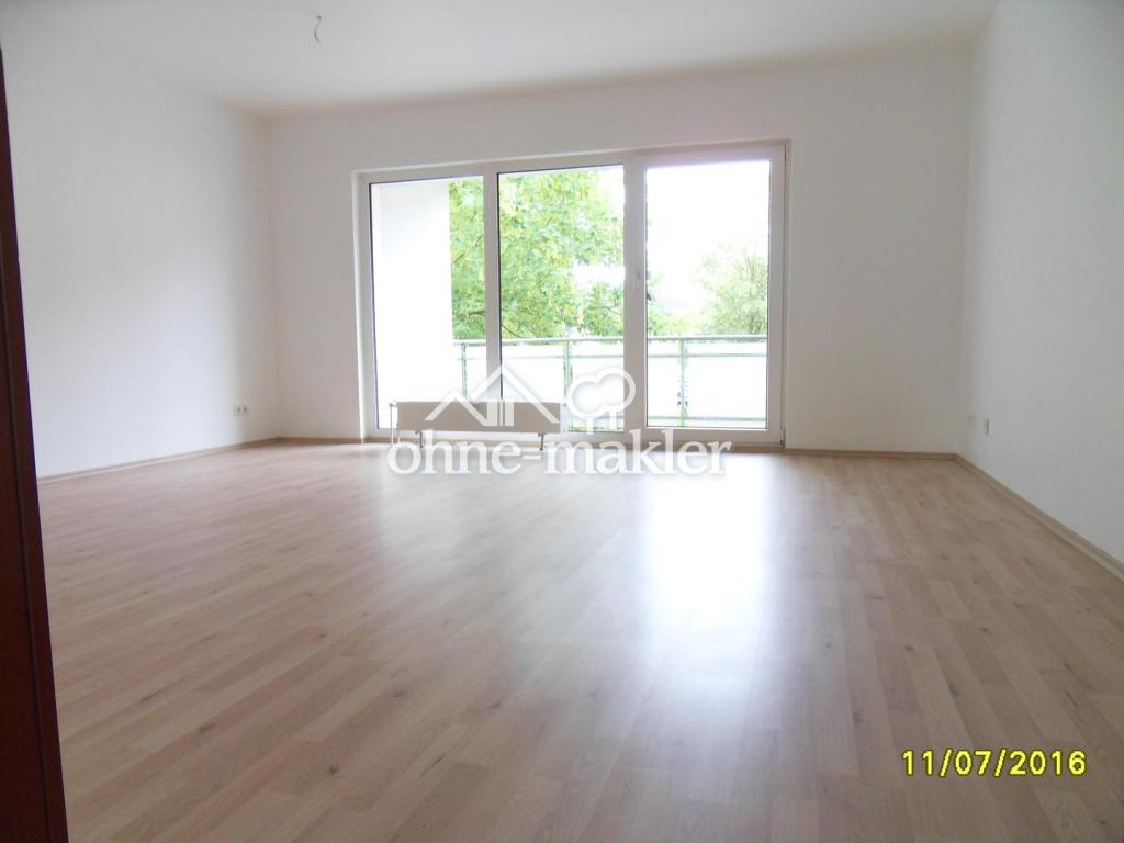 Helle 3,5-Zimmerwohnung mit komplett saniertem Badewannebad mit Fenster und sonnigem SÜD-WEST-Balkon - Foto 2