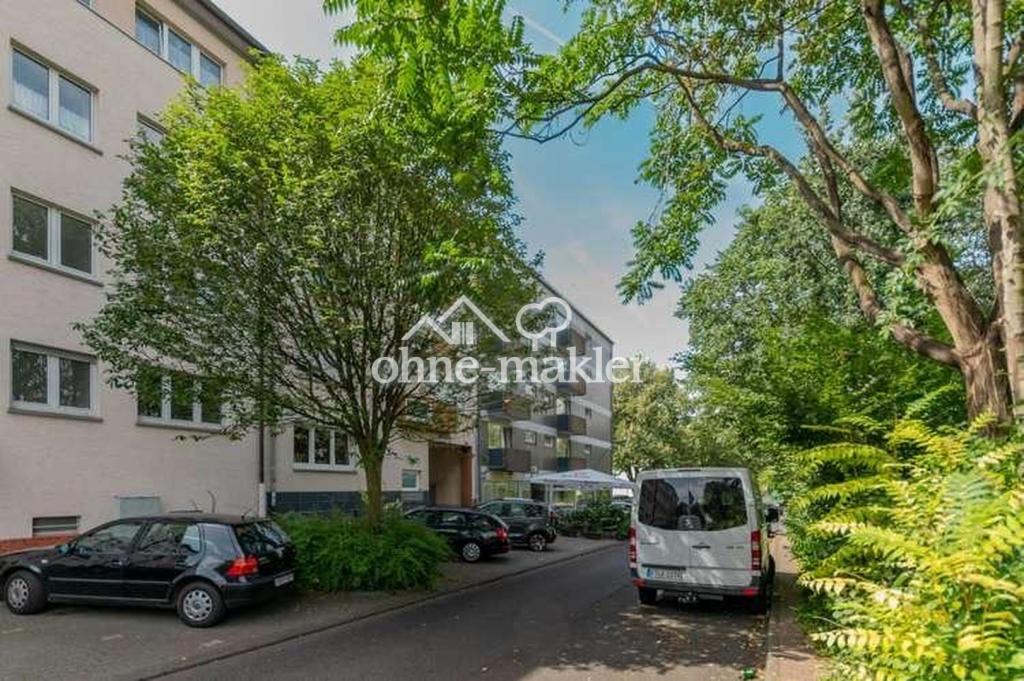 Modernisiertes Apartment mit Balkon - Photo 4