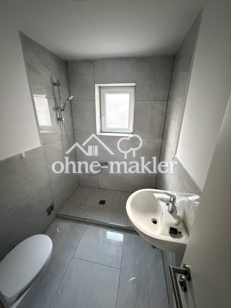 Renovierte 4-Zimmer-Wohnung mit Balkon - Photo 3