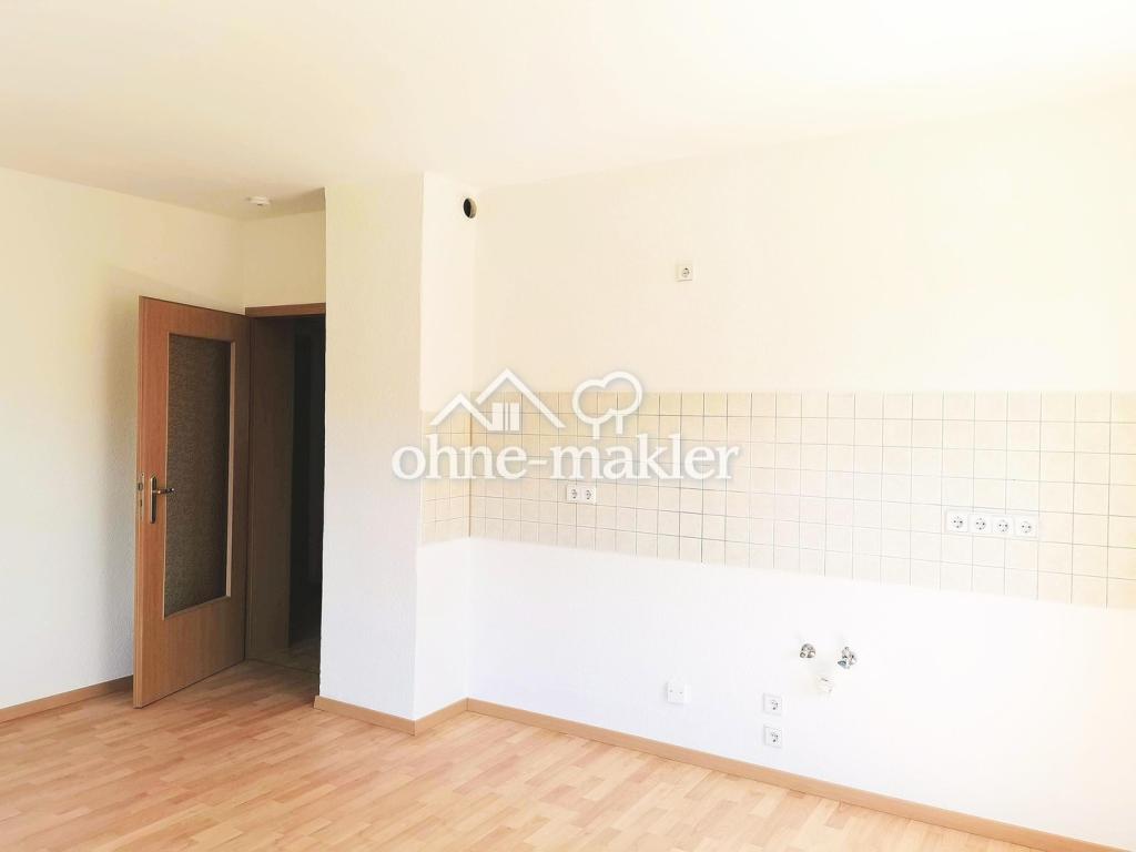 kleine aber feine 2-Raum-Wohnung 43 m2 Küche, Bad im EG - Photo 3