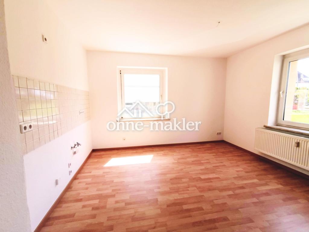 kleine aber feine 2-Raum-Wohnung 43 m2 Küche, Bad im EG - Photo 2