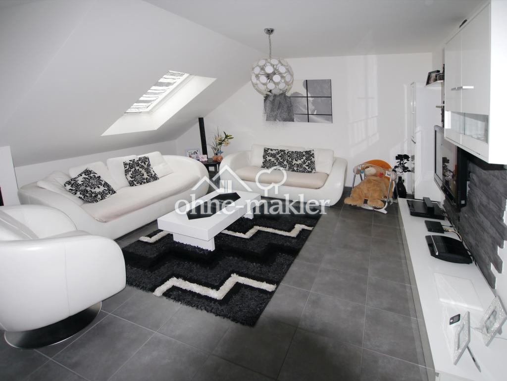 Lichtdurchflutetes Single-Schatzkästchen: Gehobene DG-Wohnung mit Balkon - Foto 2