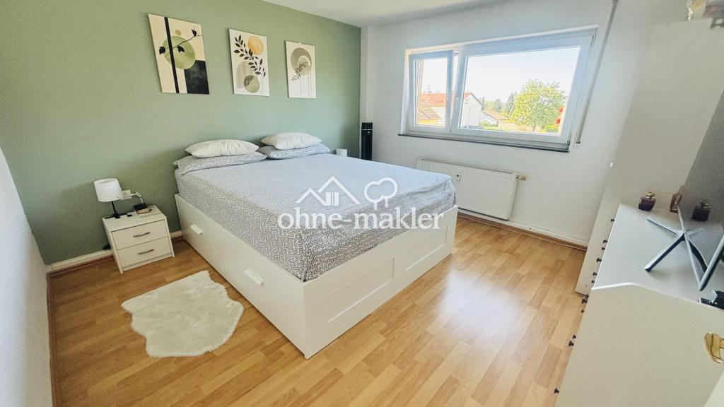 Helle 3-Zimmer-Wohnung mit Balkon, Einbauküche und Garage in Onstmettingen - Photo 2