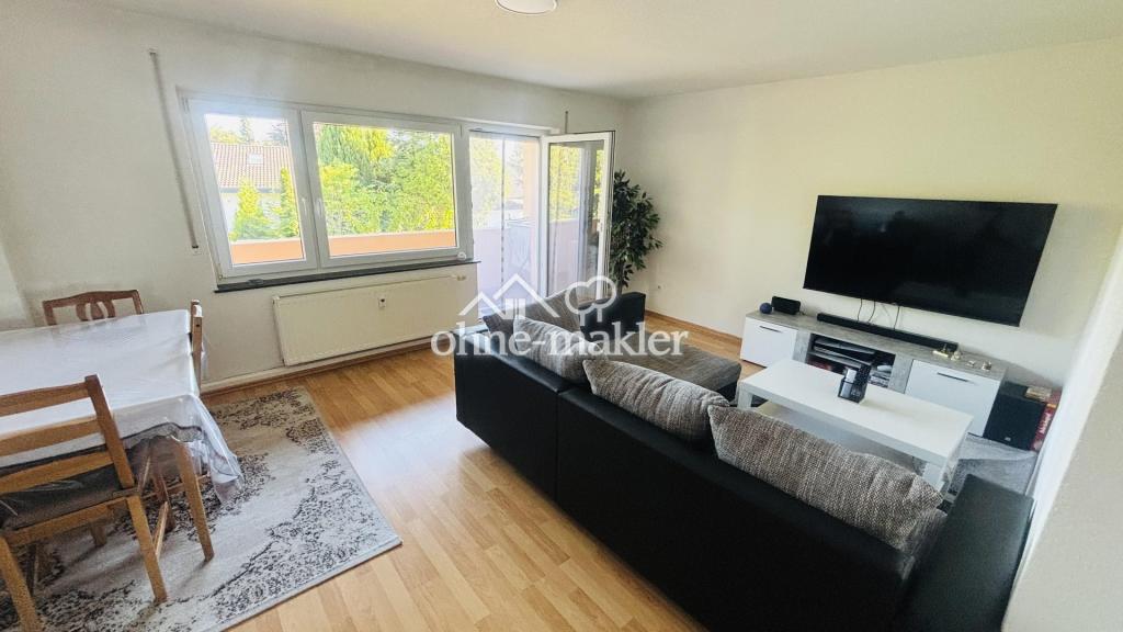 Helle 3-Zimmer-Wohnung mit Balkon, Einbauküche und Garage in Onstmettingen - Photo 1